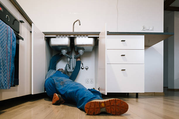 Professional Leak Detection technician working in Dousman, WI